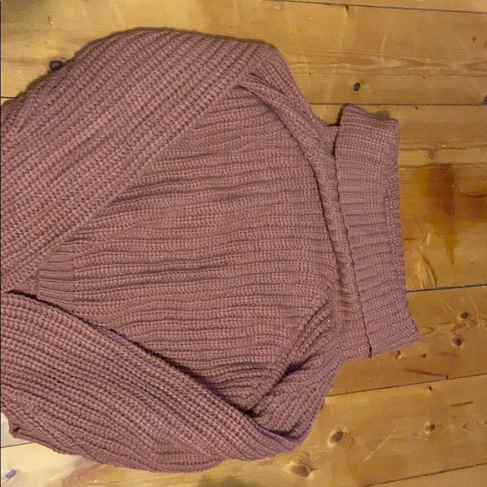 pink knite sweater